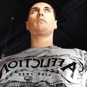 Meet your Posher, Christopher